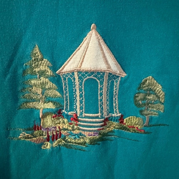 VTG Winter Themed Embroidered Gazebo Garden Grannycore Oversized Sweatshirt 1X - Picture 2 of 11